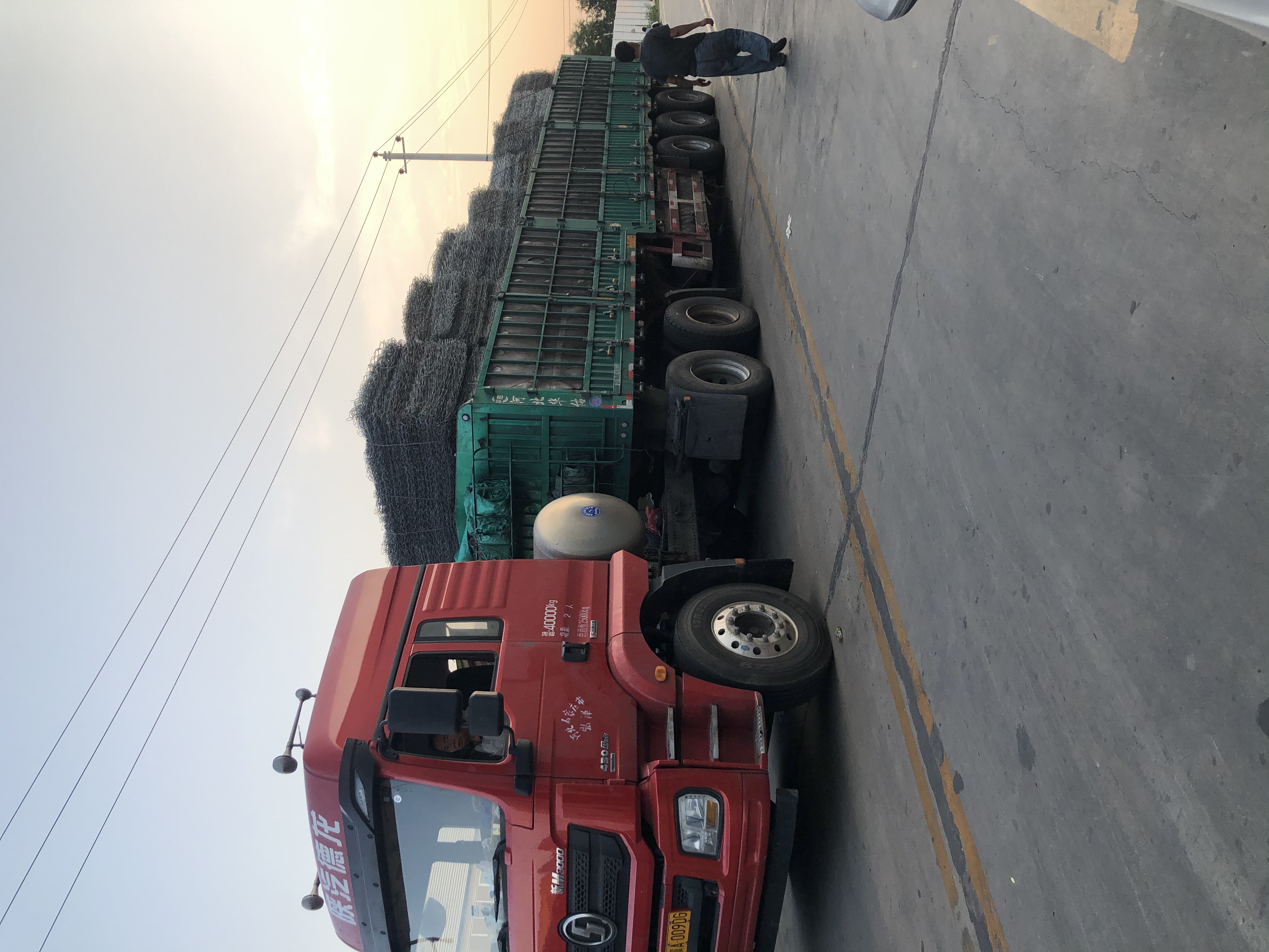 裝車發(fā)貨圖片3